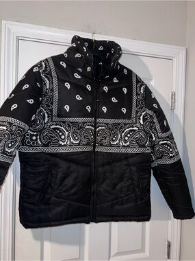 Filthy Wealth Paisley Puffer Jacket mens size L
